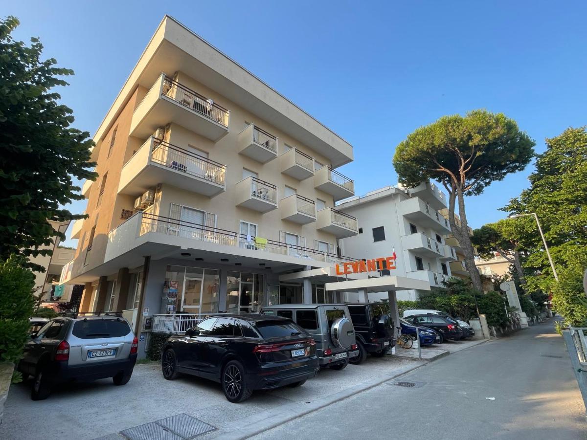 Hotel Levante Convenzionato Aquafan E Oltremare Riccione Exteriér fotografie